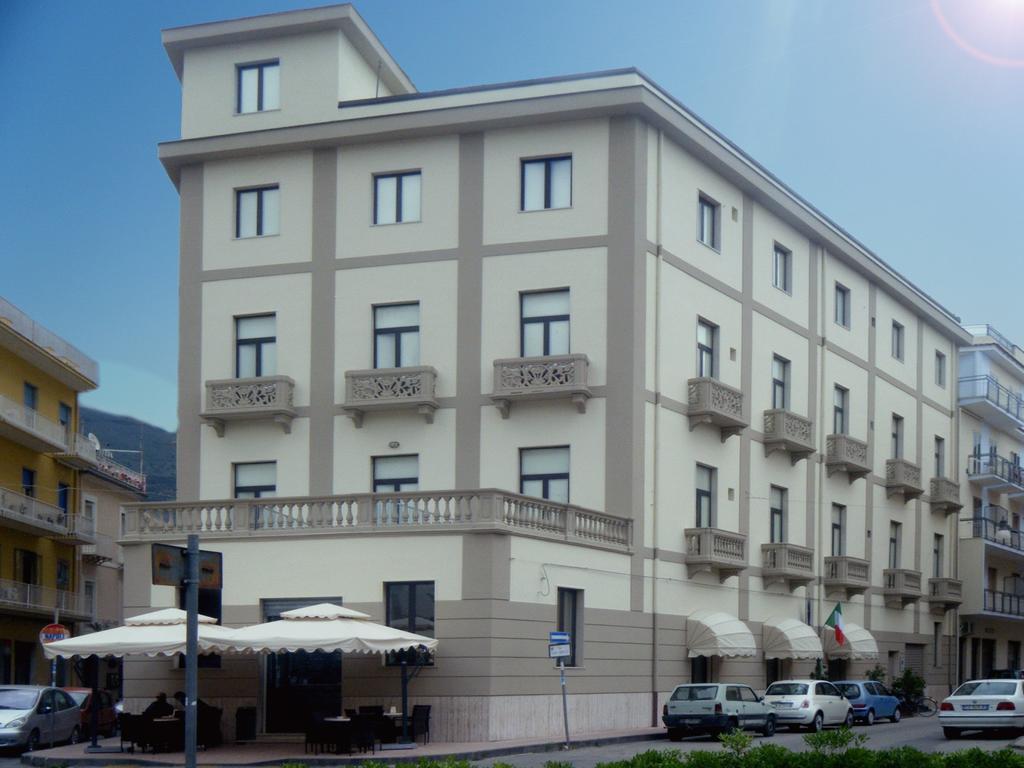 Hotel Vittoria Sapri Ngoại thất bức ảnh
